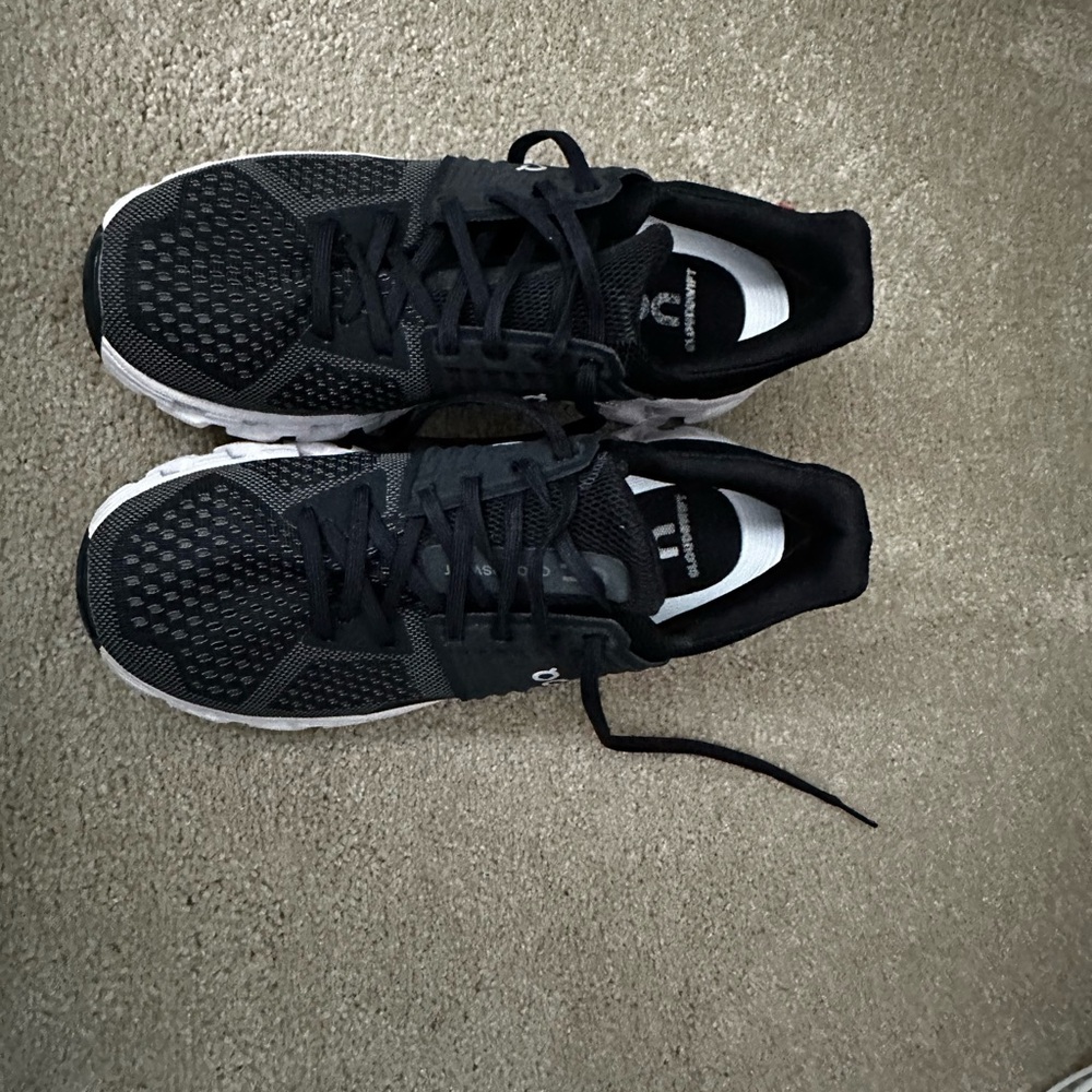 On Cloud Womens Running Shoe